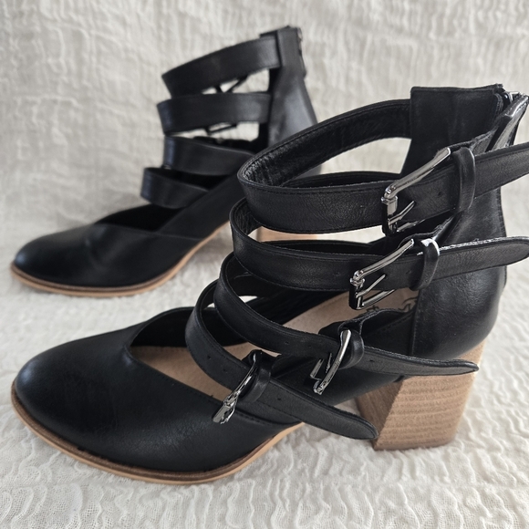 Women's Black‎ Western Strappy Ankle Boots Buckle Cowgirl Block Heel Sz 6.5 - Picture 3 of 9